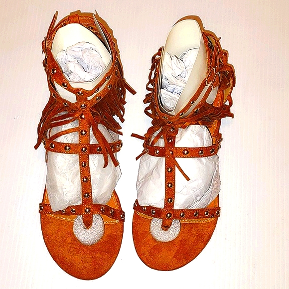 ๐ฃ๐พLEMON DROP๐พ by PRIVILEGED Eresma in Cognac fancy shoes - Picture 10 of 13